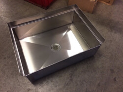 Stainless Pressed Sink with Plug Hole